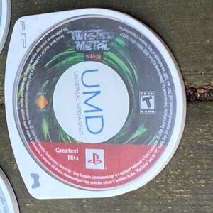 Twisted Metal Head-On PSP 2005 Sony UMD Disc Only PlayStation Video Game